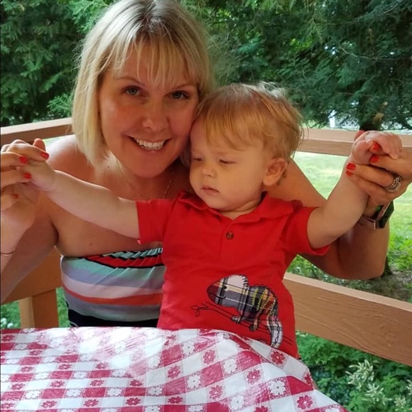 Meet your Posher, Dana - Picture 2 of 3